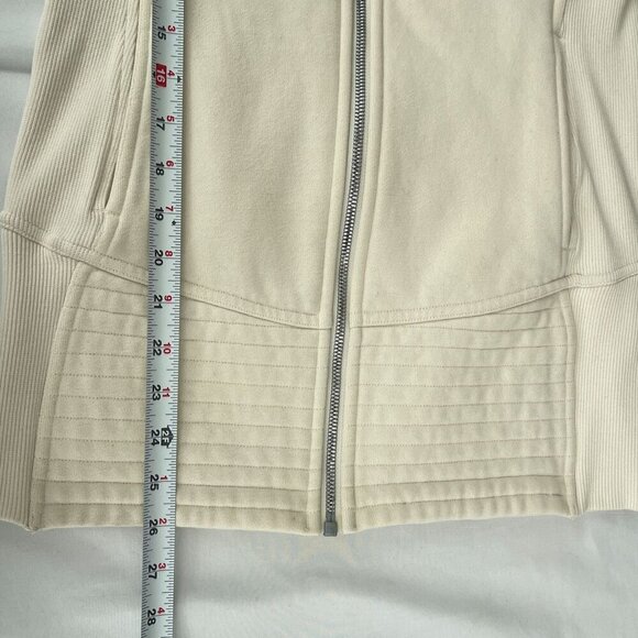 Lululemon Women High-Neck Zip-Up Radiant Jacket Side Pockets Long Sleeve Cream 6 - Picture 13 of 16